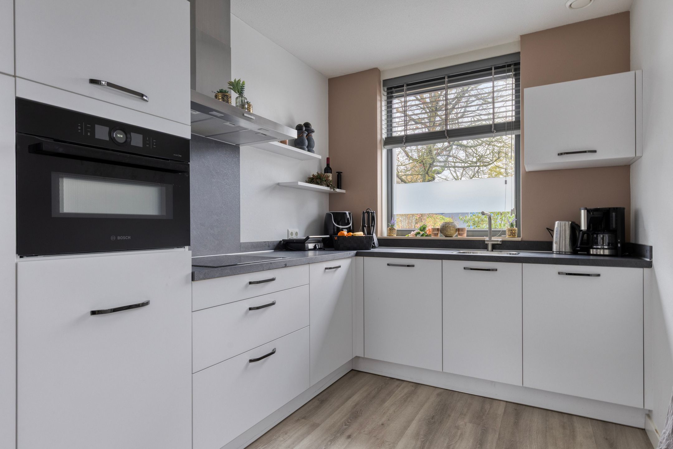 Photo 15 of Hoekstraat 25-B