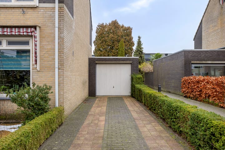 Foto 8 van Marknessestraat 23