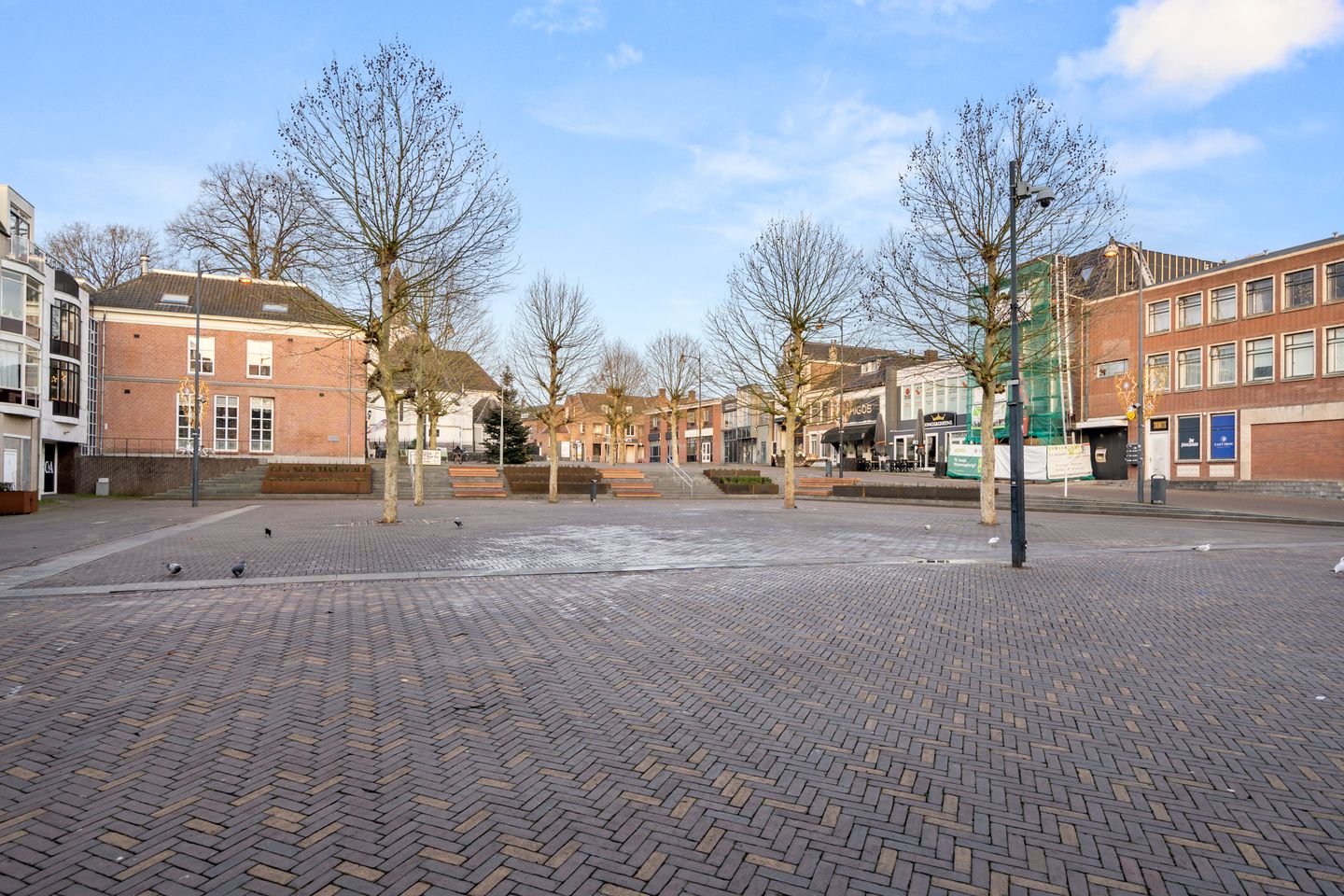 Bekijk foto 2 van Markt 18