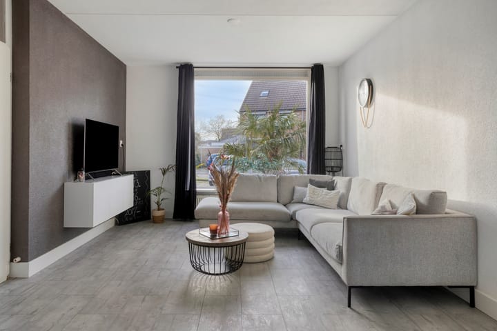 Foto 9 van Korenbloemlaan 26