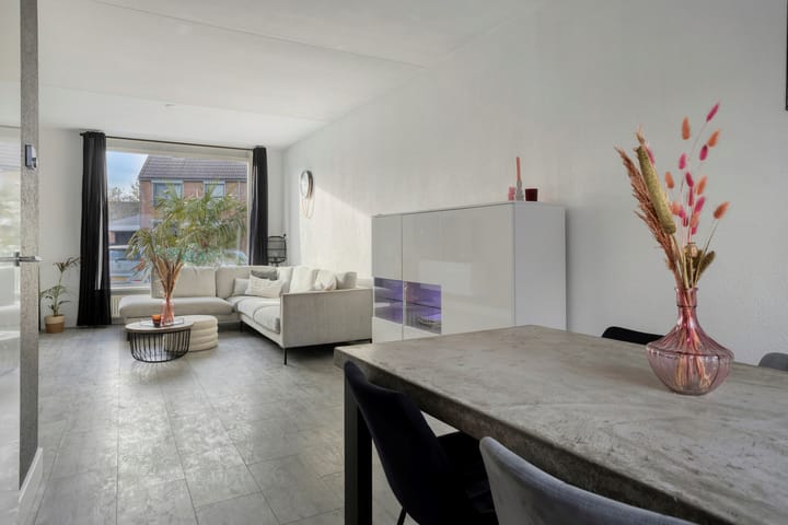 Foto 13 van Korenbloemlaan 26