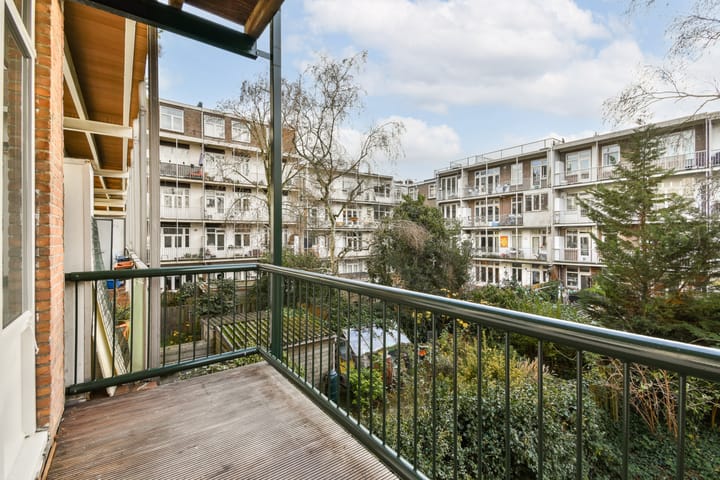 Photo 4 of Vrijheidslaan 53-1