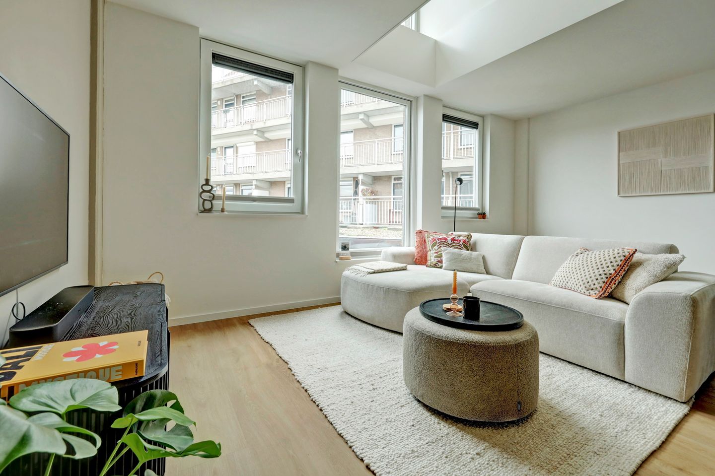 Photo 1 of Oostwal 34-18