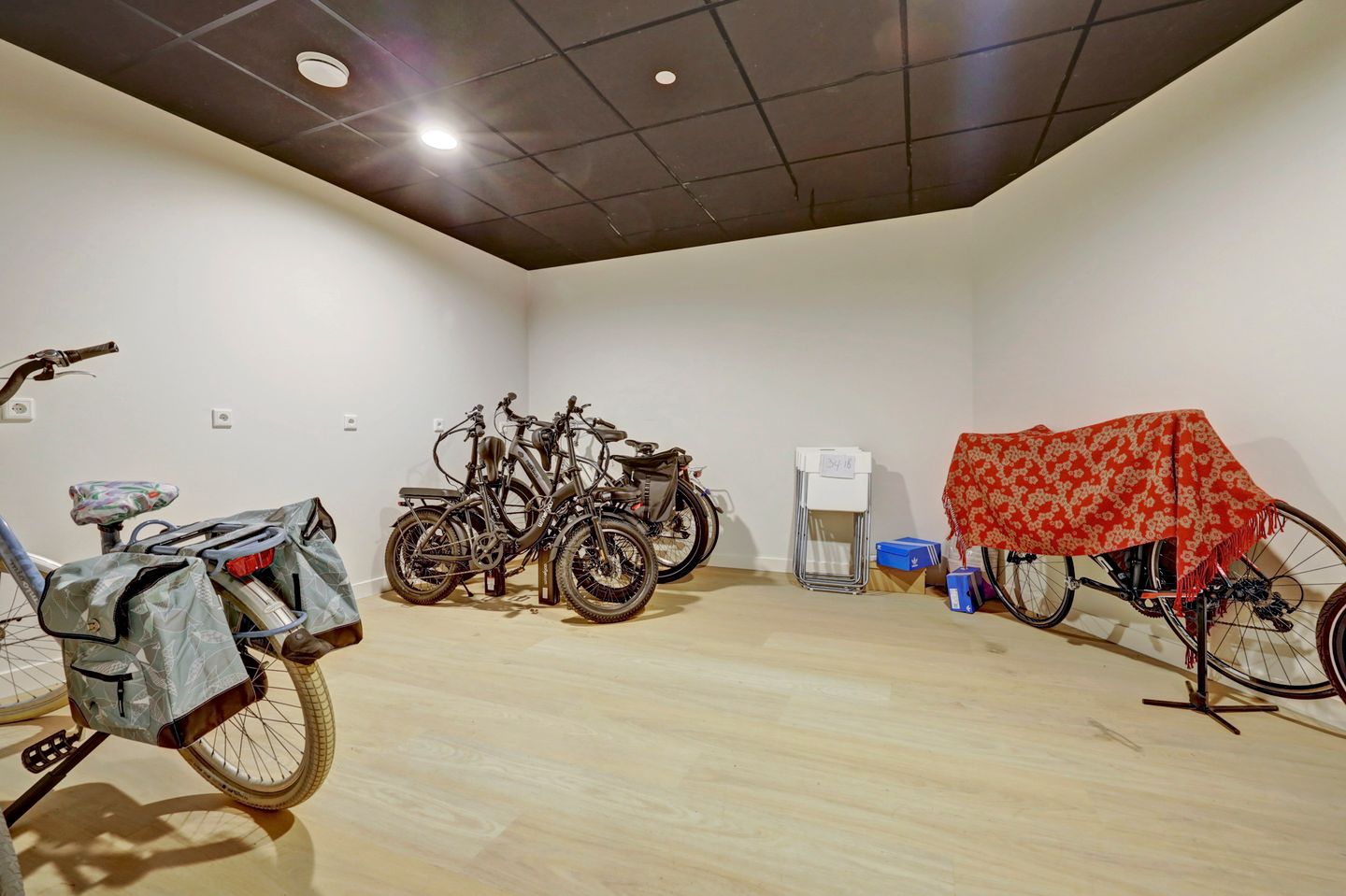 Foto 14 van Oostwal 34-18