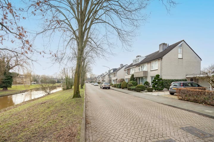 Foto 33 van Baroniesingel 15