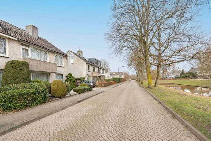 Foto 35 van Baroniesingel 15