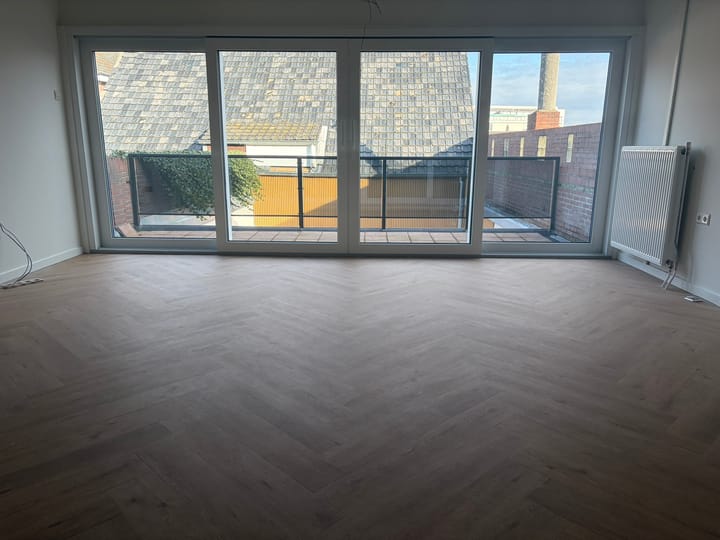 Photo 4 of Maaspoort 11-A