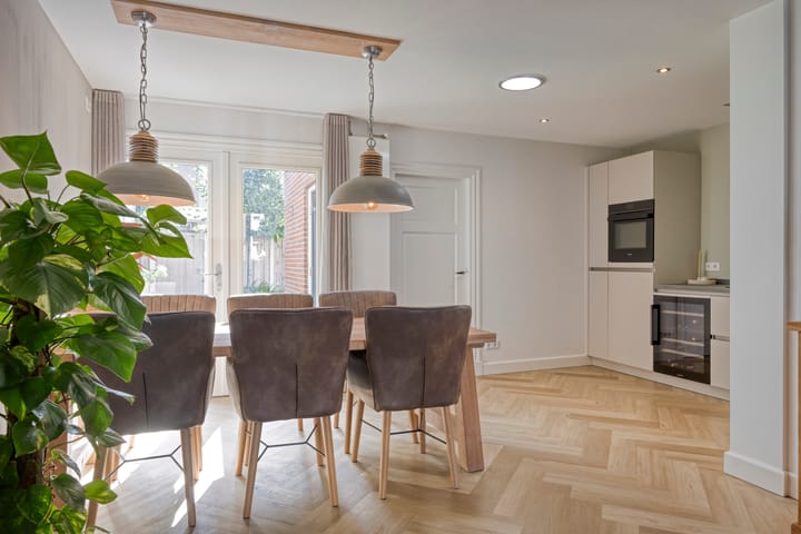 Photo 14 of Oldenzaalsestraat 7