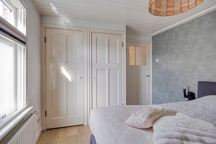 Photo 25 of Oldenzaalsestraat 7