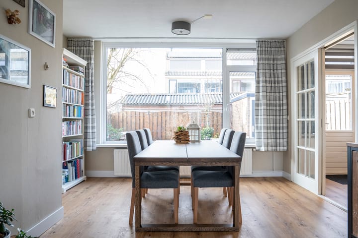 Foto 8 van L. van Deijsselstraat 12