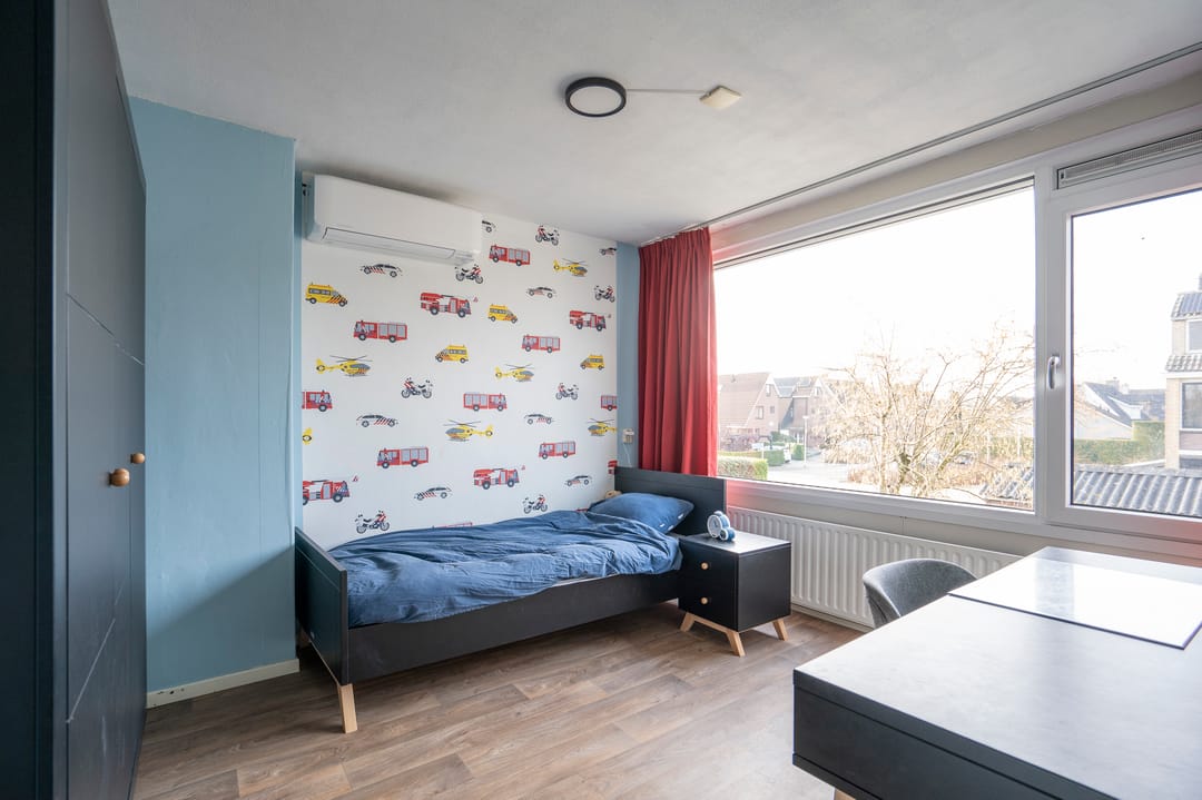 Photo 17 of L. van Deijsselstraat 12