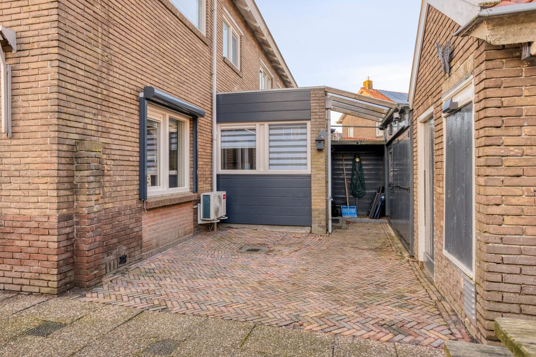 Foto 22 van Eeltje Halbertsmastraat 10