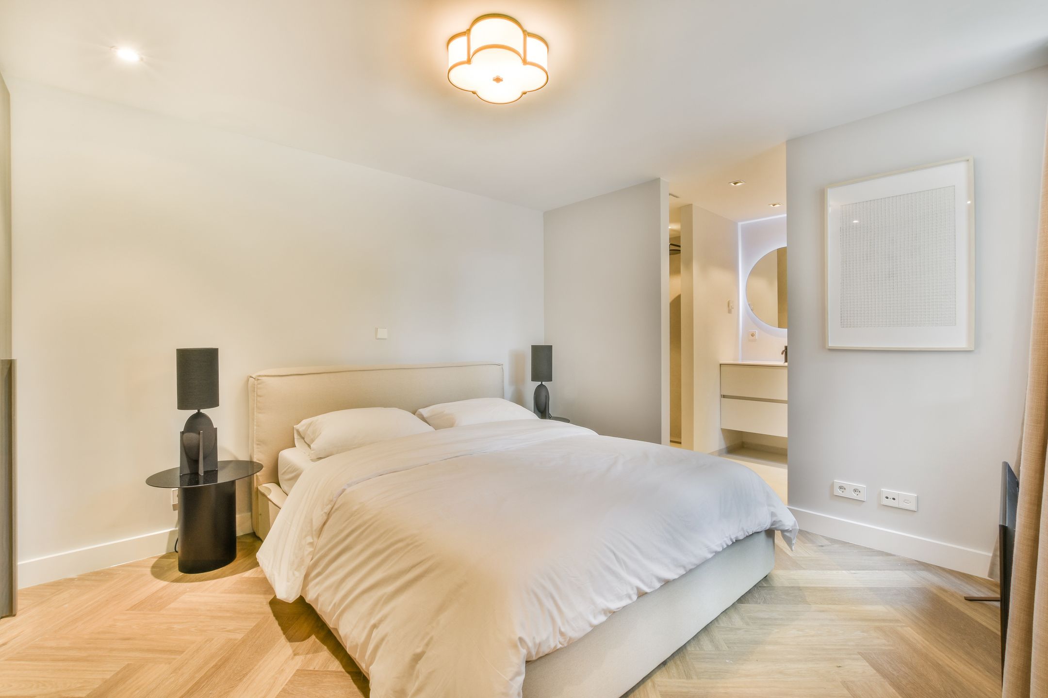 Foto 24 van Groot Hertoginnelaan 1