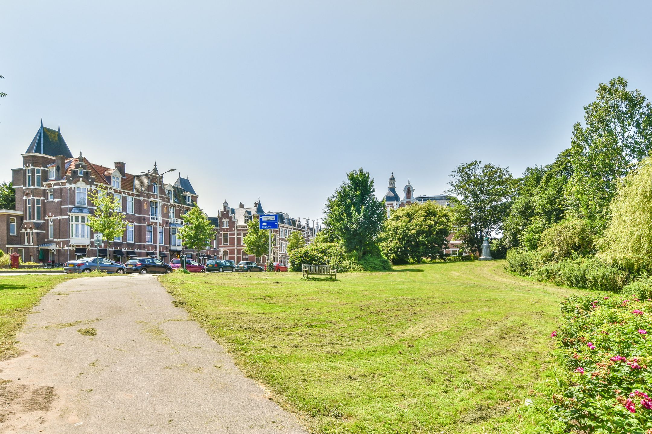 Foto 39 van Groot Hertoginnelaan 1