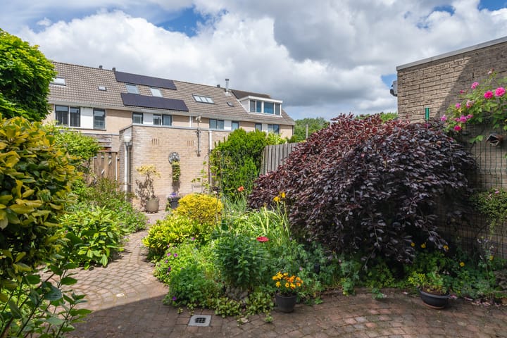 Photo 11 of Zeemanstraat 15