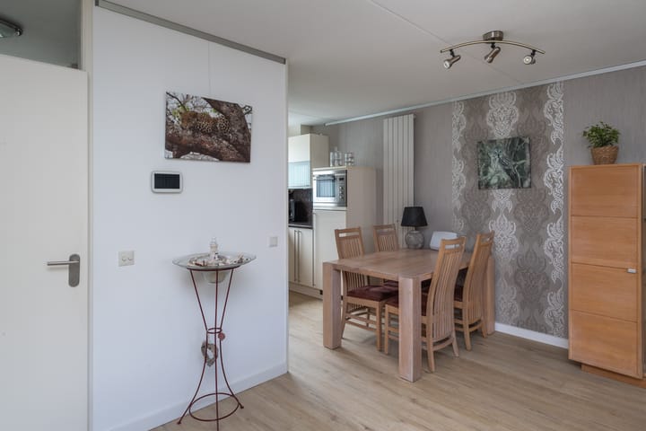 Photo 6 of Zeemanstraat 15