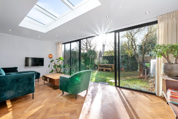 Foto 9 van Van Hogendorpstraat 39