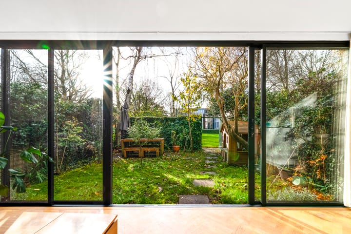 Foto 10 van Van Hogendorpstraat 39