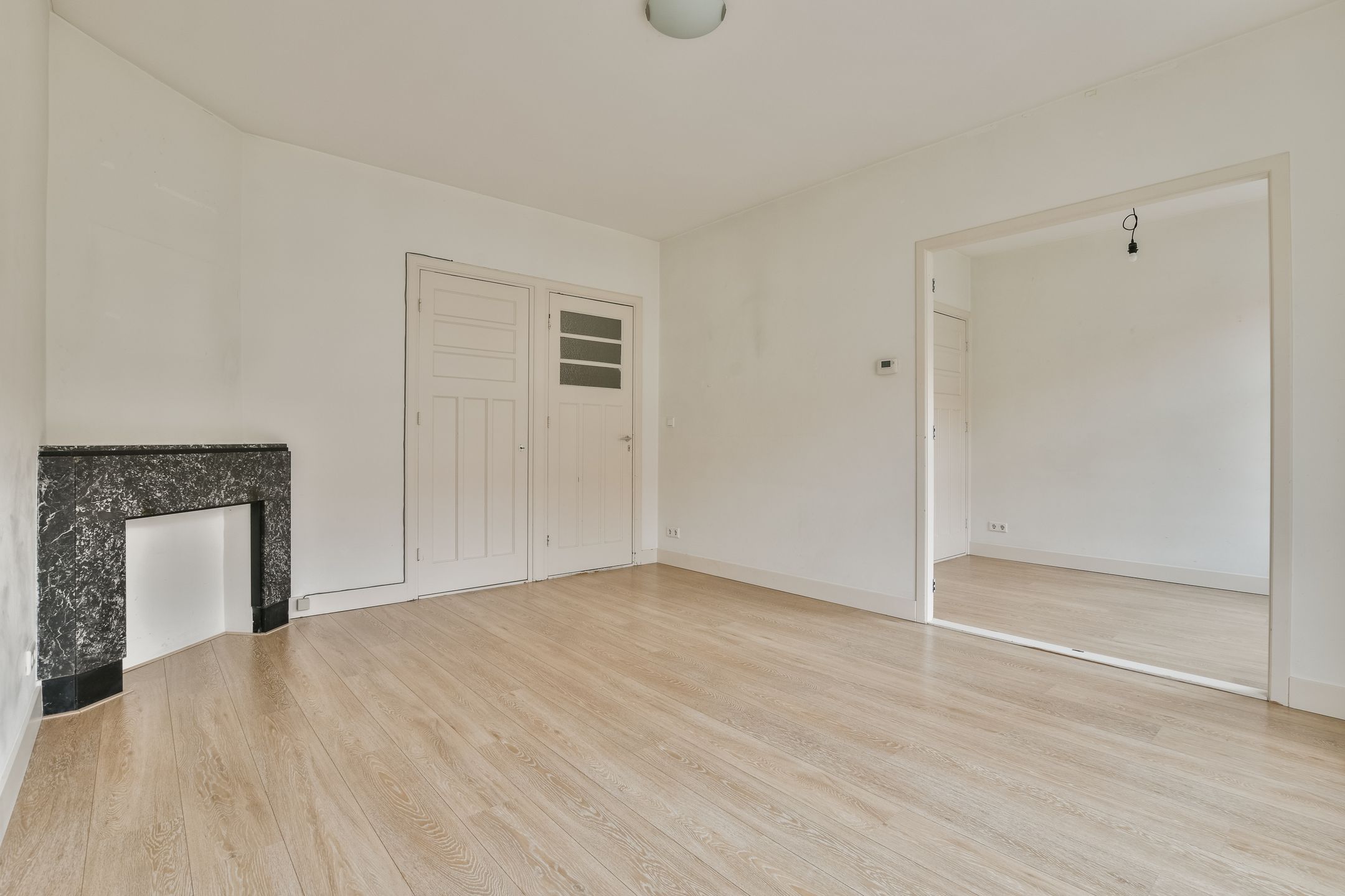 Photo 6 of Van Walbeeckstraat 86-2