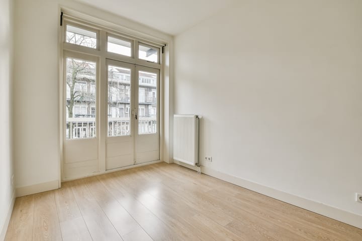 Foto 15 van Van Walbeeckstraat 86-2