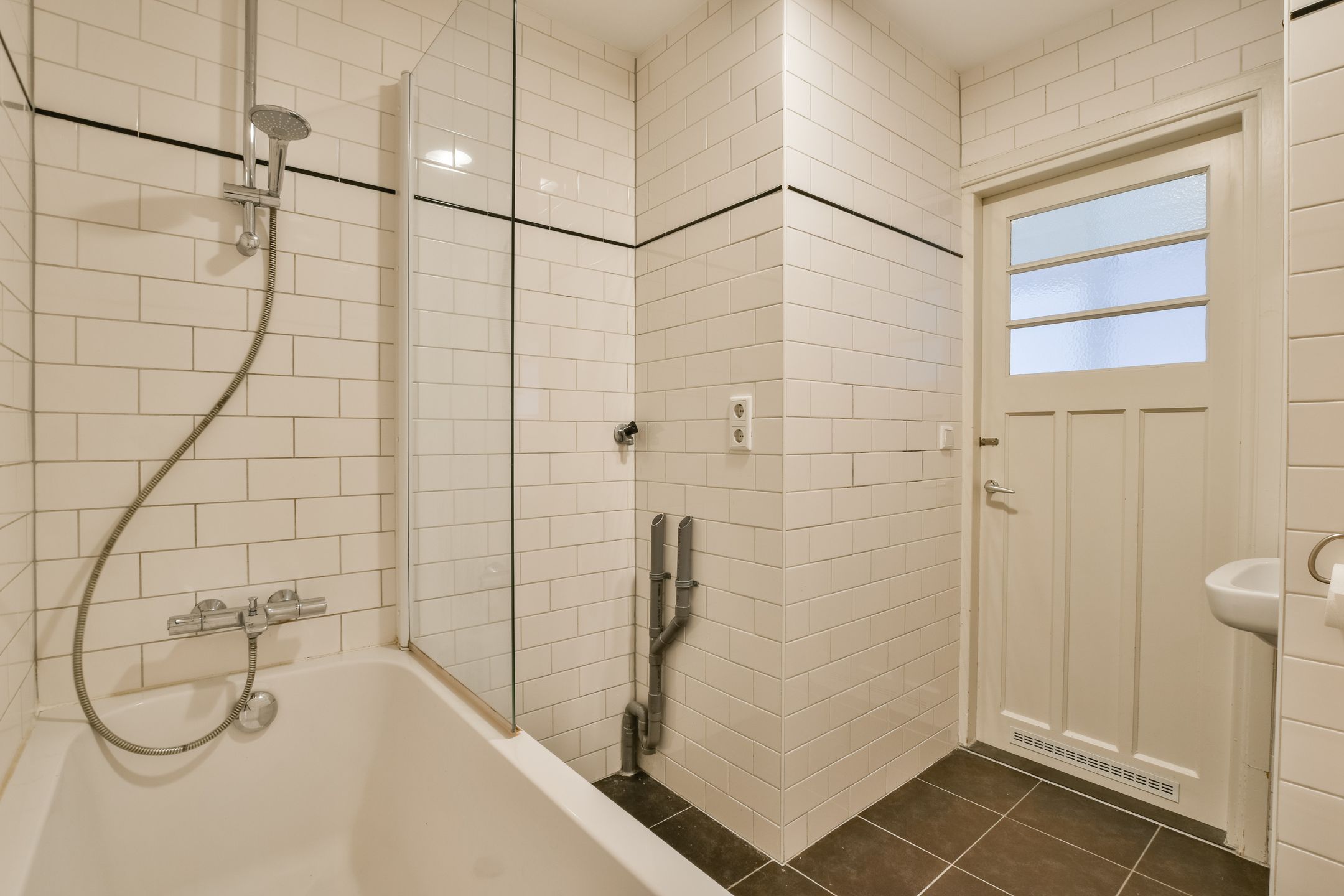 Photo 12 of Van Walbeeckstraat 86-2