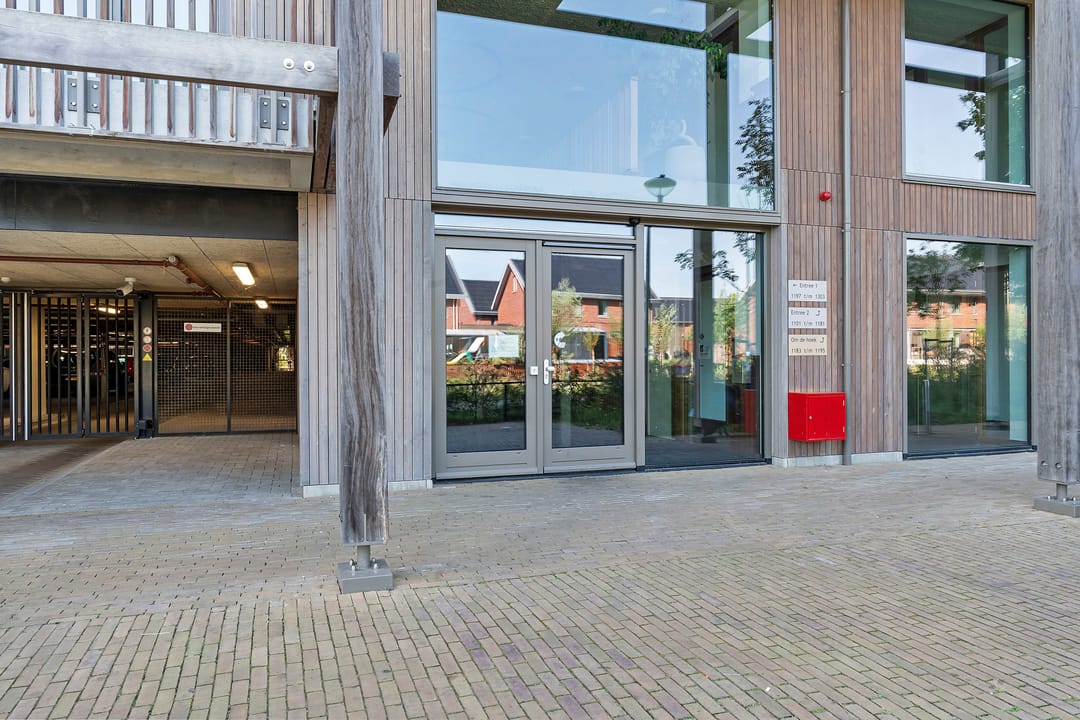 Foto 7 van Leyweg 1167