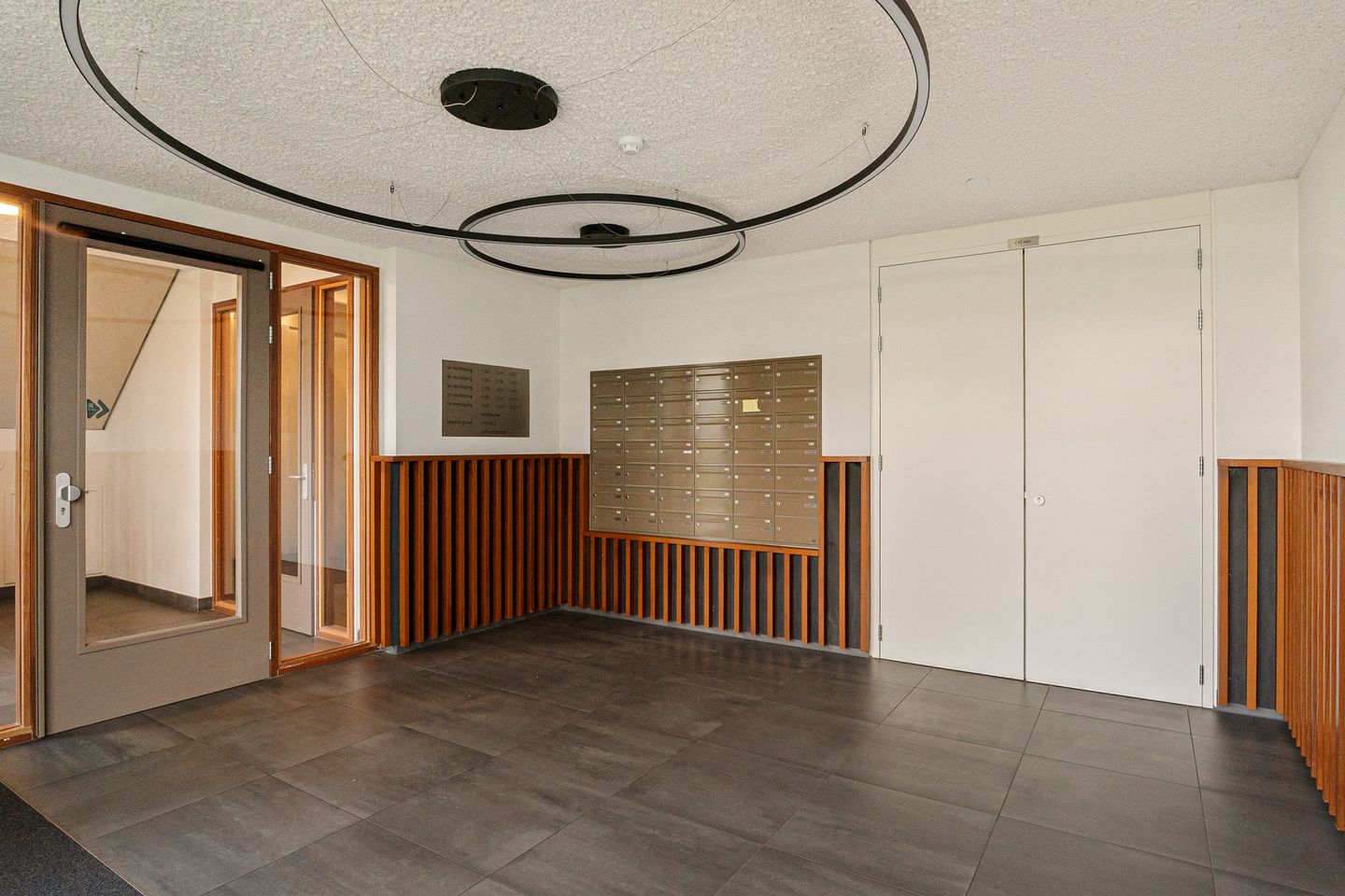 Foto 10 van Leyweg 1167