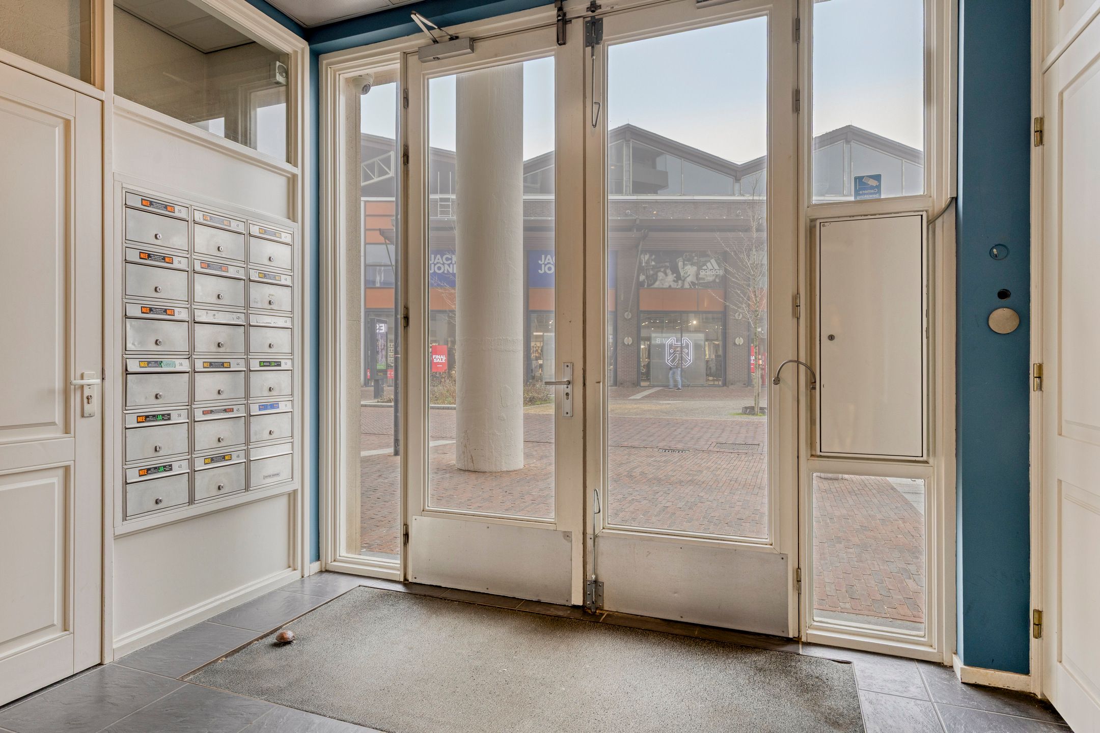 Foto 24 van Burgemeester Loeffplein 22