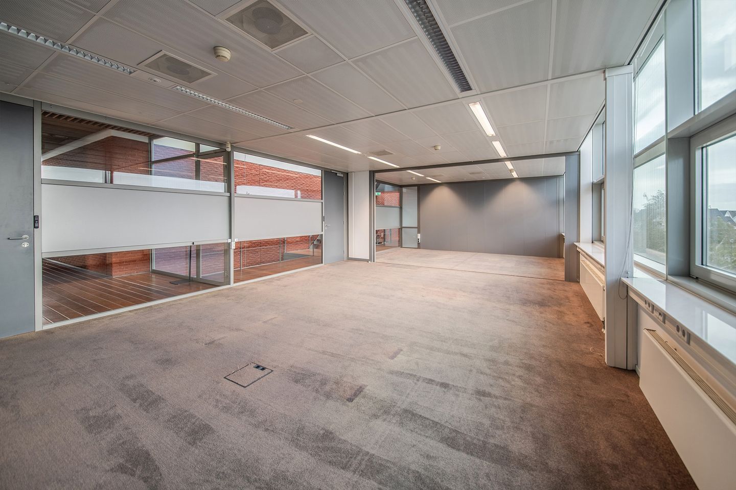 View photo 1 of Tokyostraat