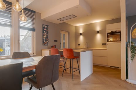 den Dam 6 secondary image