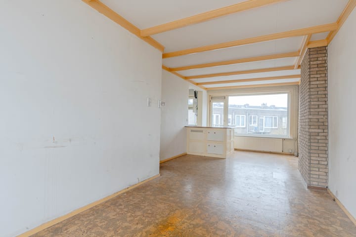 Photo 8 of Terschellingsestraat 29-C