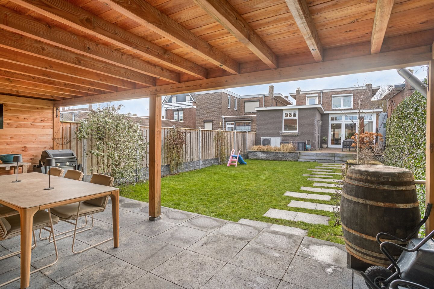 Foto 40 van Spoorstraat 53