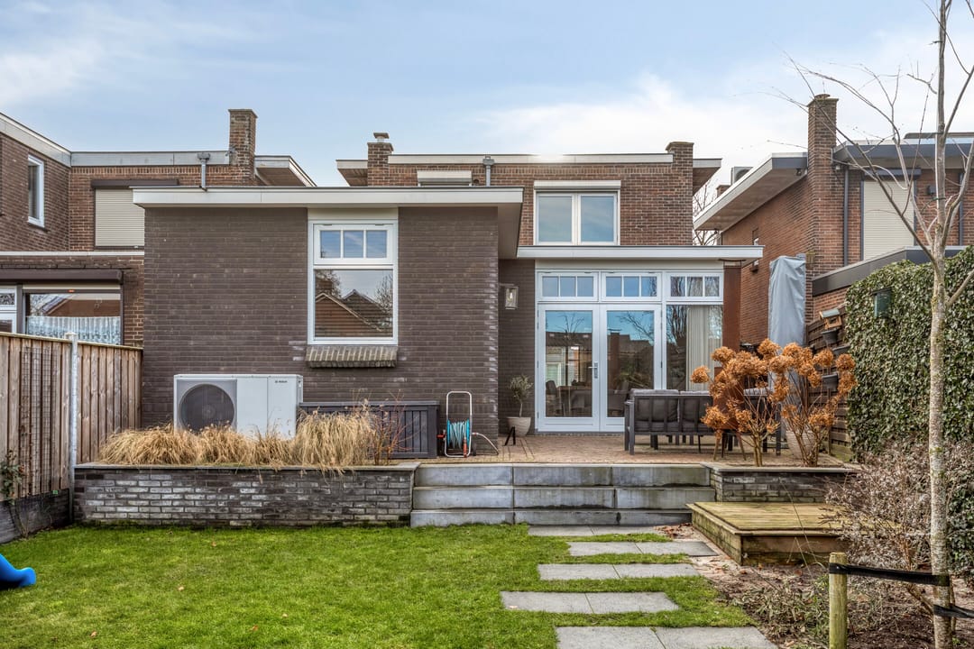 Foto 41 van Spoorstraat 53
