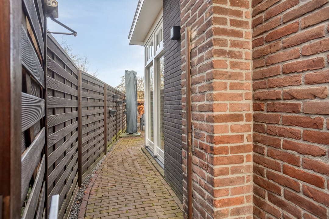 Foto 43 van Spoorstraat 53