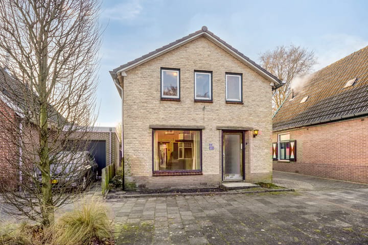 Photo 4 of Stationsweg 22