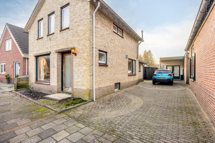 Foto 22 van Stationsweg 22