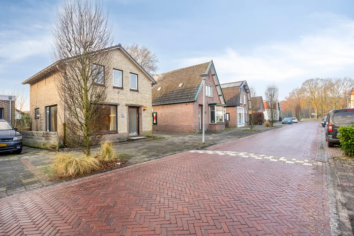 Foto 23 van Stationsweg 22