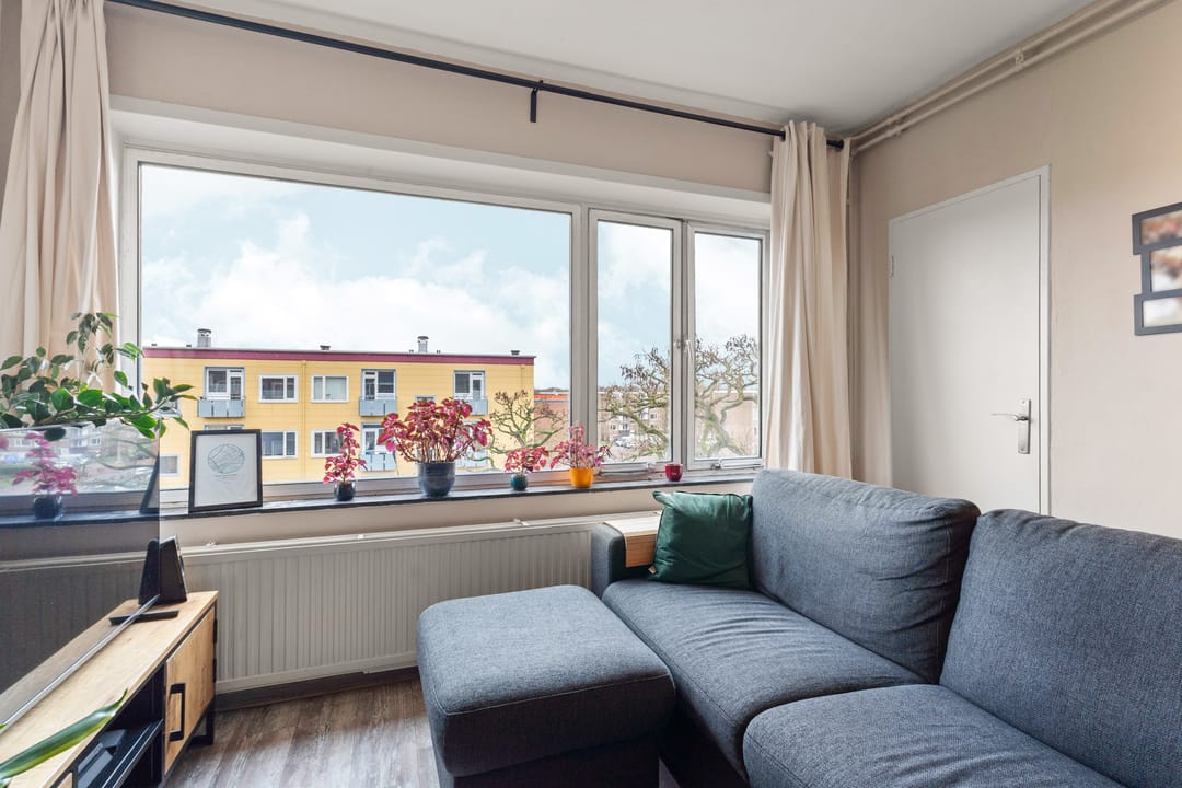 Photo 7 of Wijnbesstraat 99