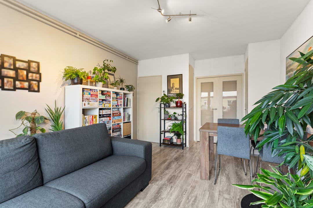 Photo 8 of Wijnbesstraat 99