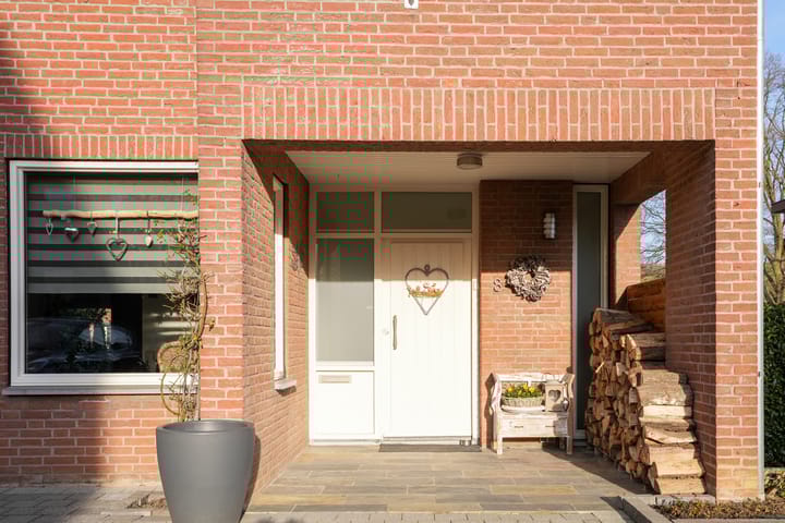 Photo 2 of Zes Bundersveld 8