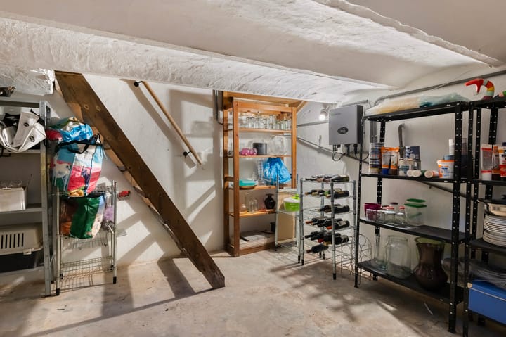 Photo 38 of Klapstraat 202