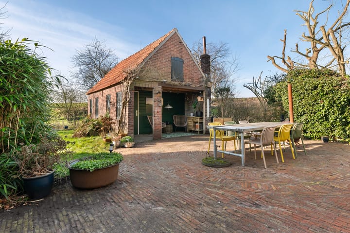 Photo 49 of Klapstraat 202