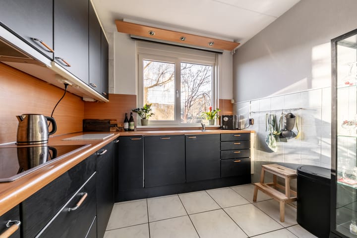 Photo 3 of Johan Huizingastraat 57