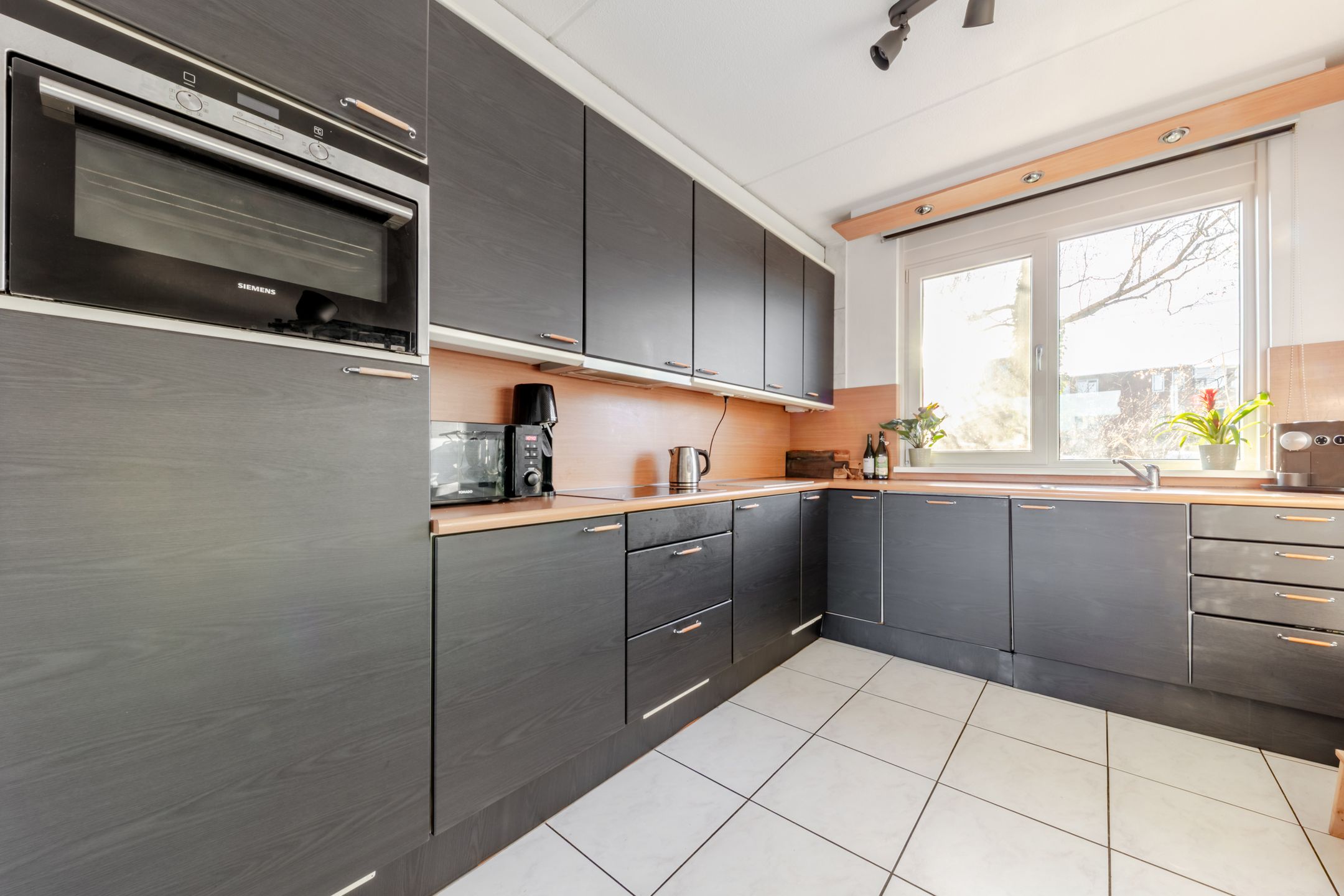 Foto 12 van Johan Huizingastraat 57