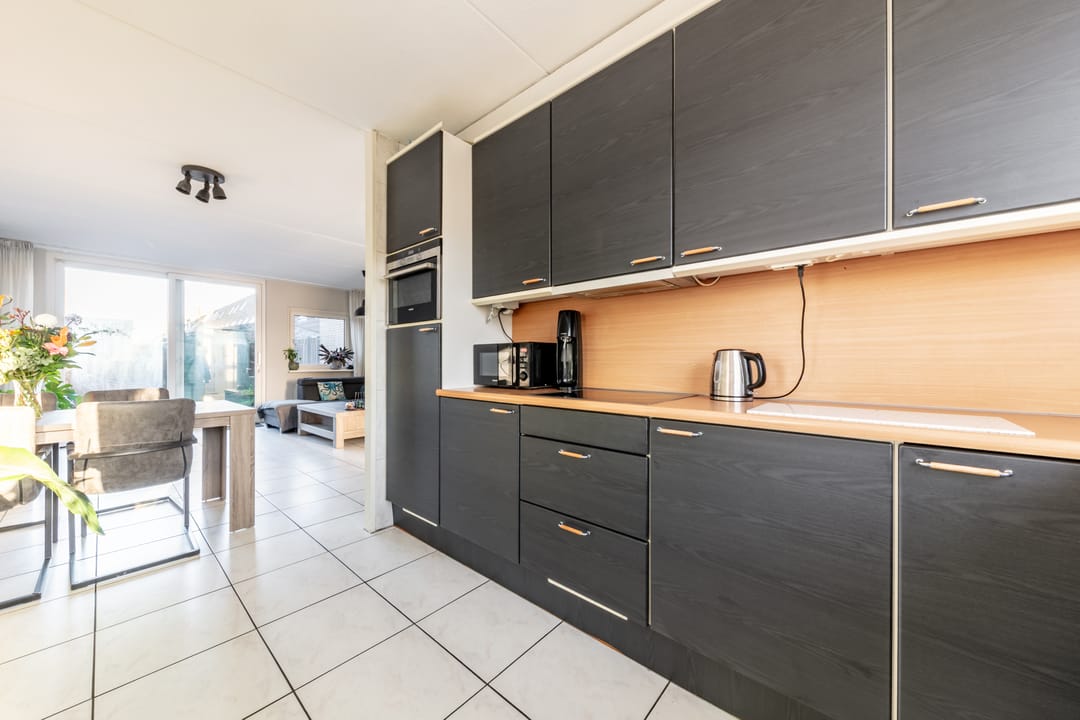 Foto 13 van Johan Huizingastraat 57