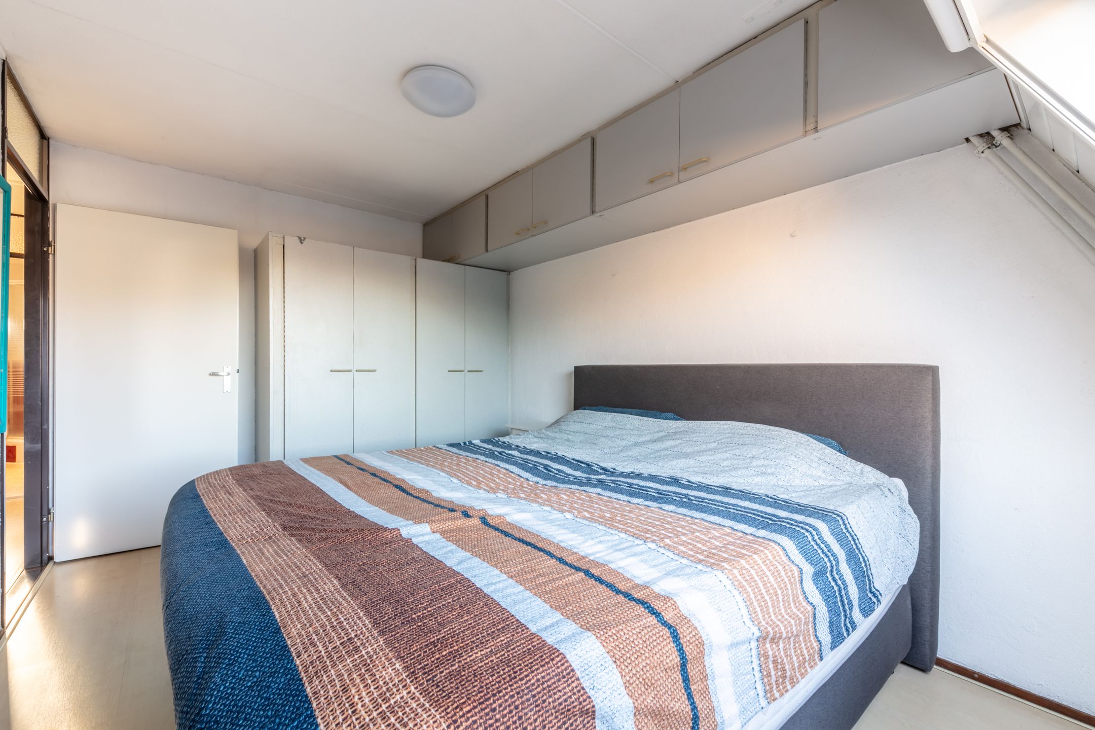 Foto 15 van Johan Huizingastraat 57