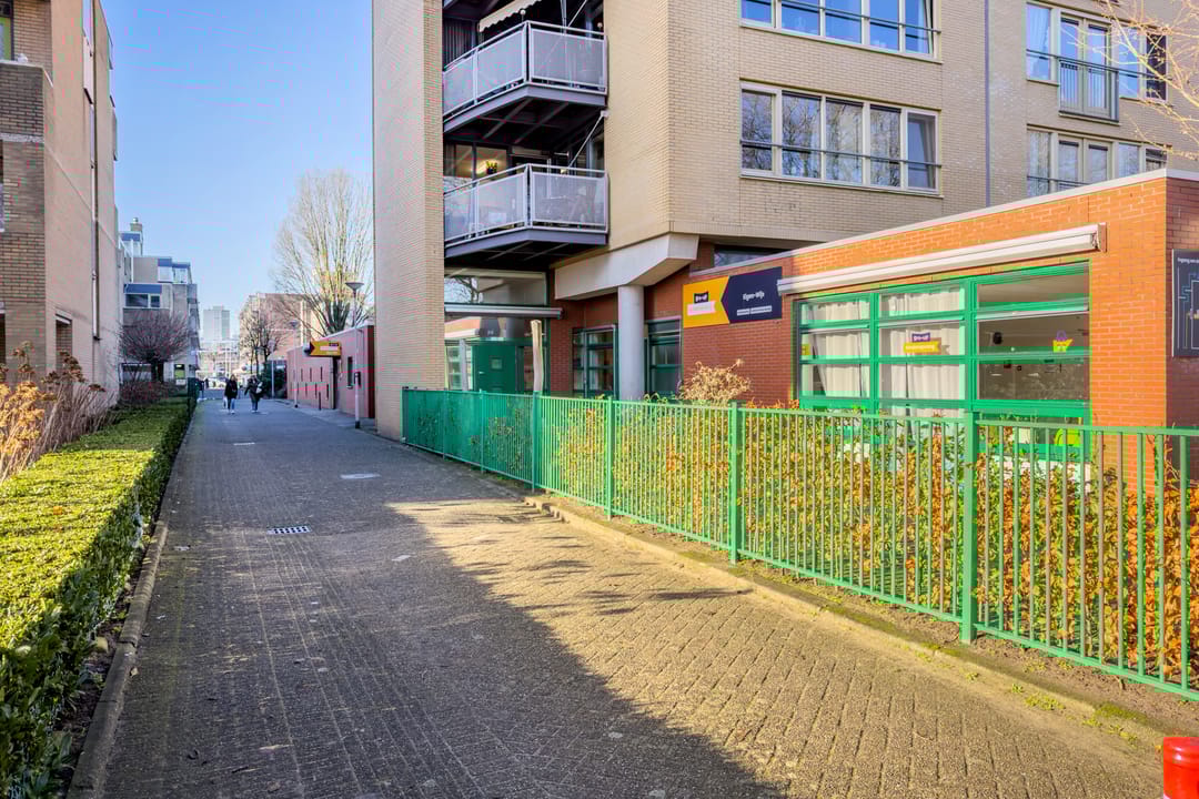 Foto 37 van Johan Huizingastraat 57