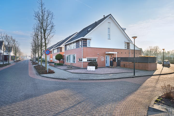 Foto 46 van Planetenlaan 21