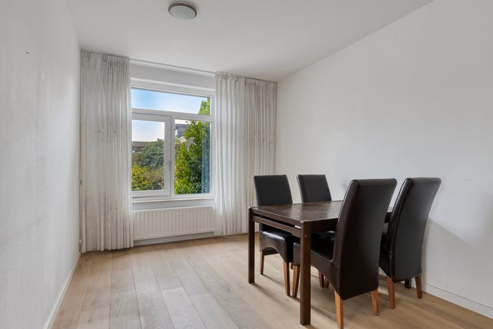 Foto 10 van Jacob Ruysdaelstraat 4