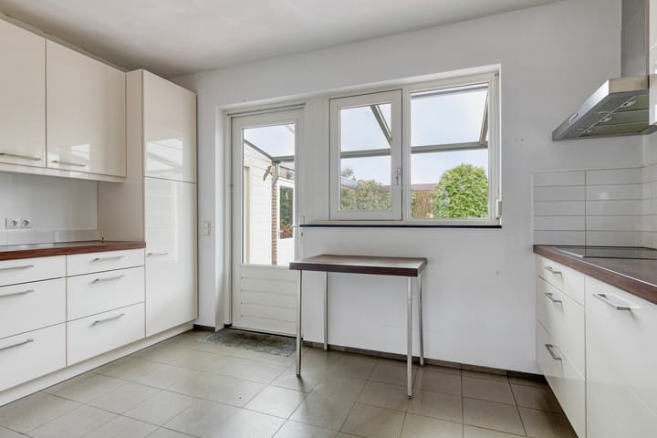 Foto 12 van Jacob Ruysdaelstraat 4